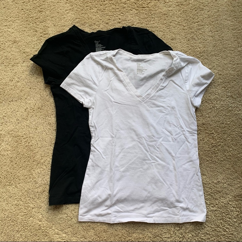 Gap V Neck Tee Bundle